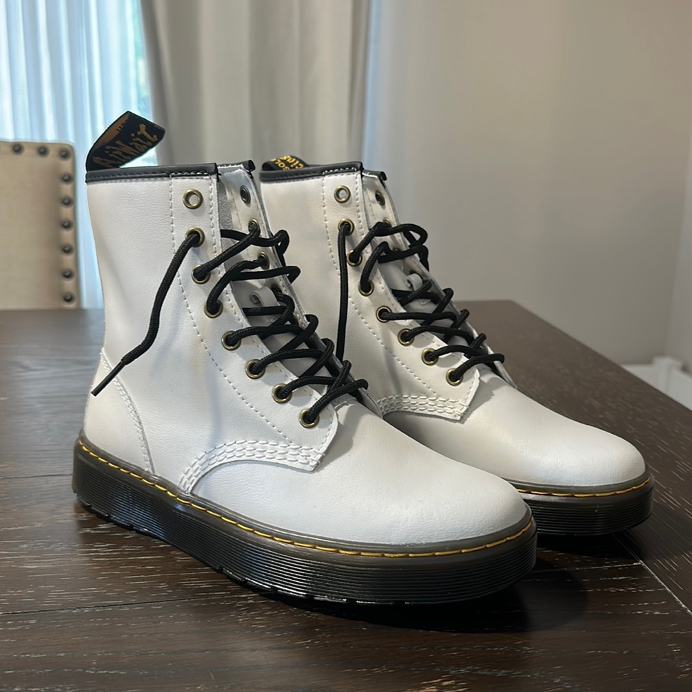 Zavala Dr. Martens Boot